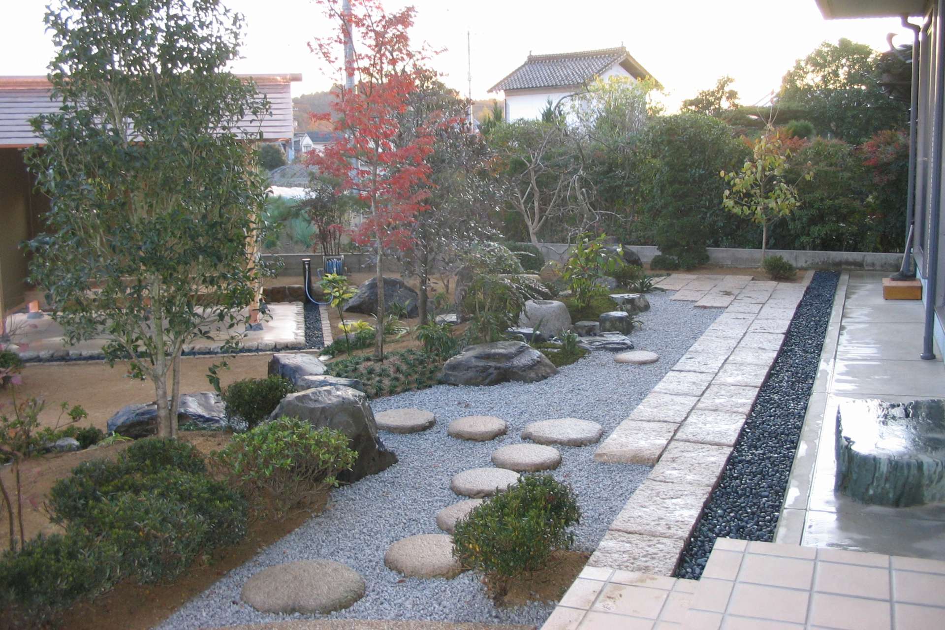 庭全体のイメージ画像